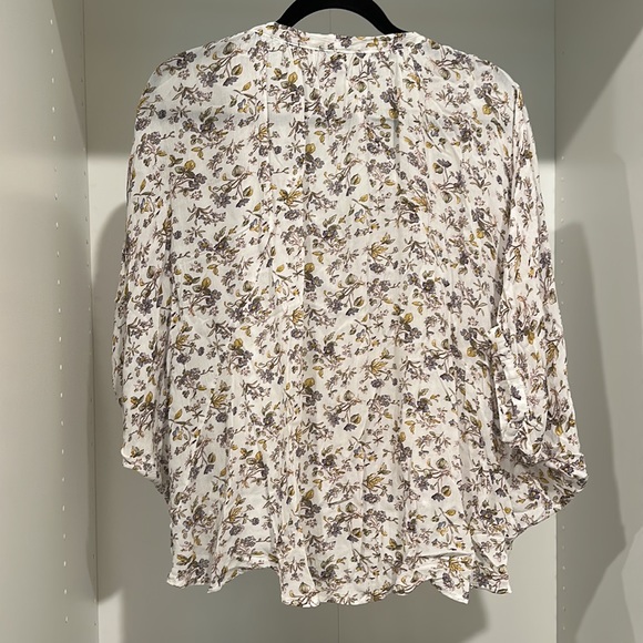 Lucca Couture flowy flowery top sz XS - Picture 4 of 7